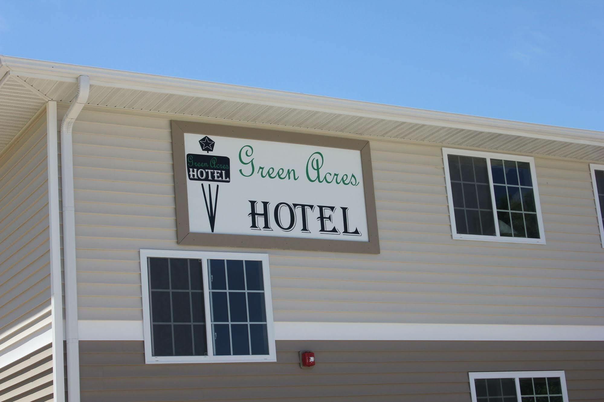 Green Acres Hotel Pittsfield Екстер'єр фото